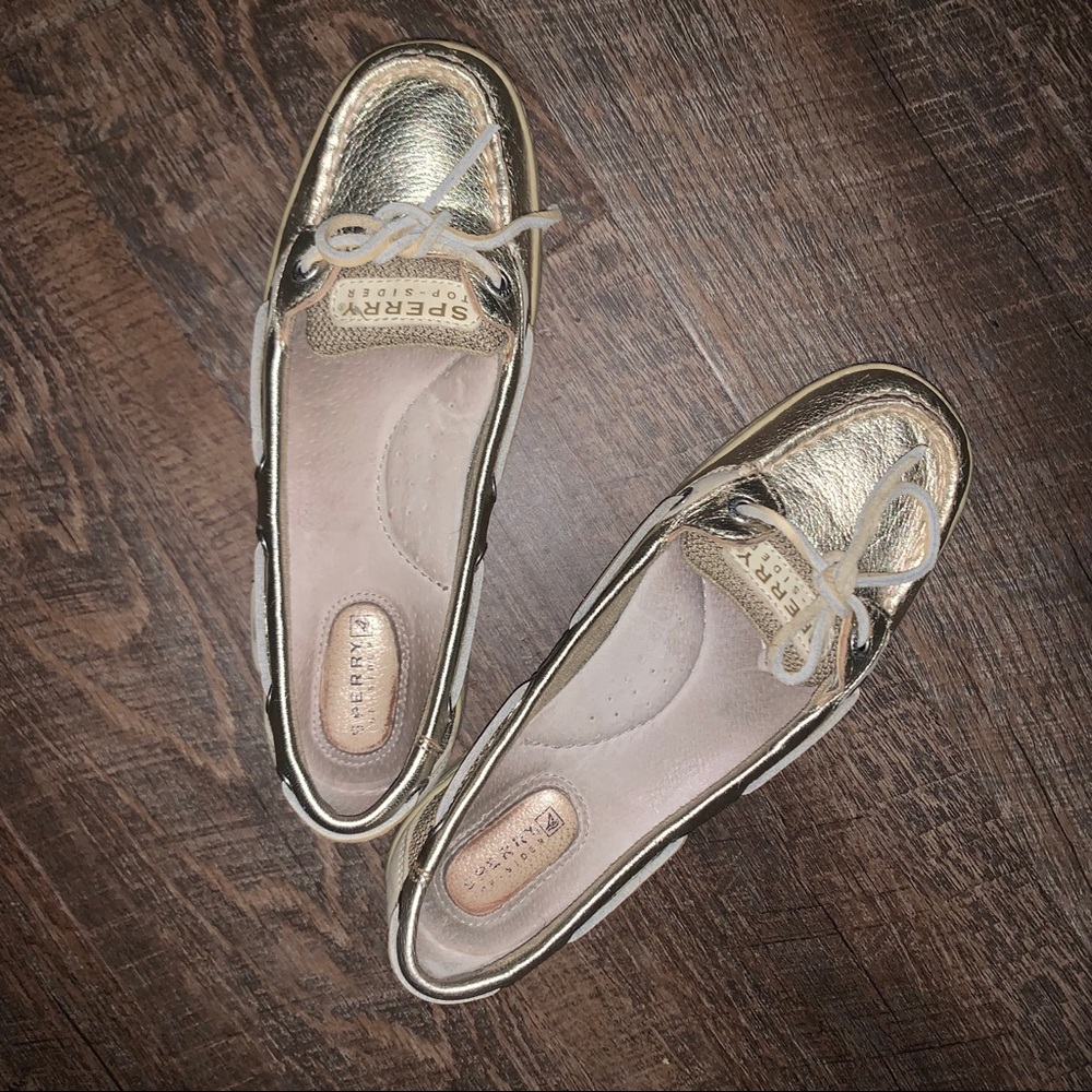 GOLD TONED SPERRY ANGELFISH Women’s BOAT SHOES. SIZE 7M. Excellent condition